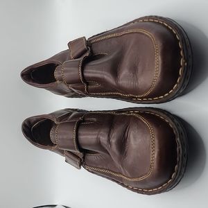 Born brown leather size 8 clogs